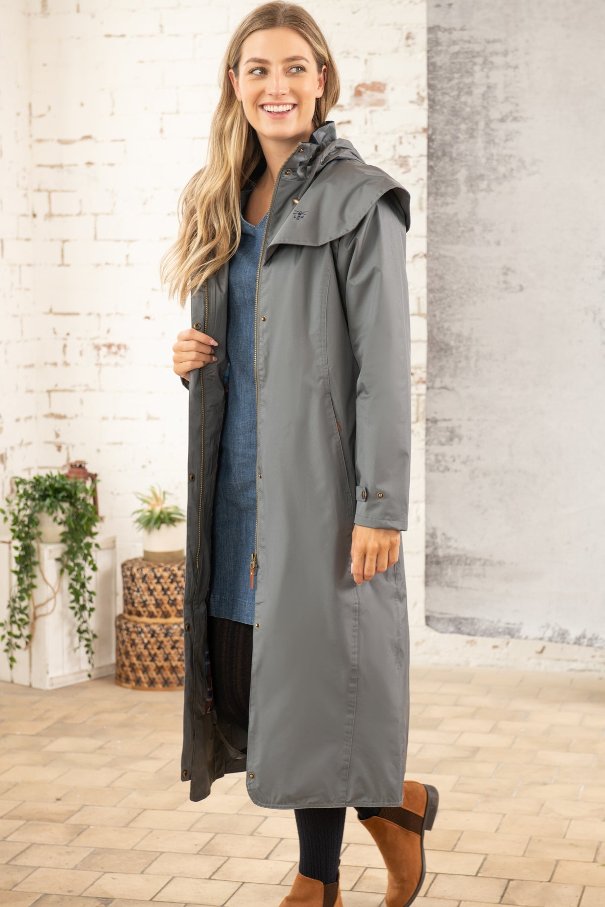 Outback Long Waterproof Women's Raincoat - Grey