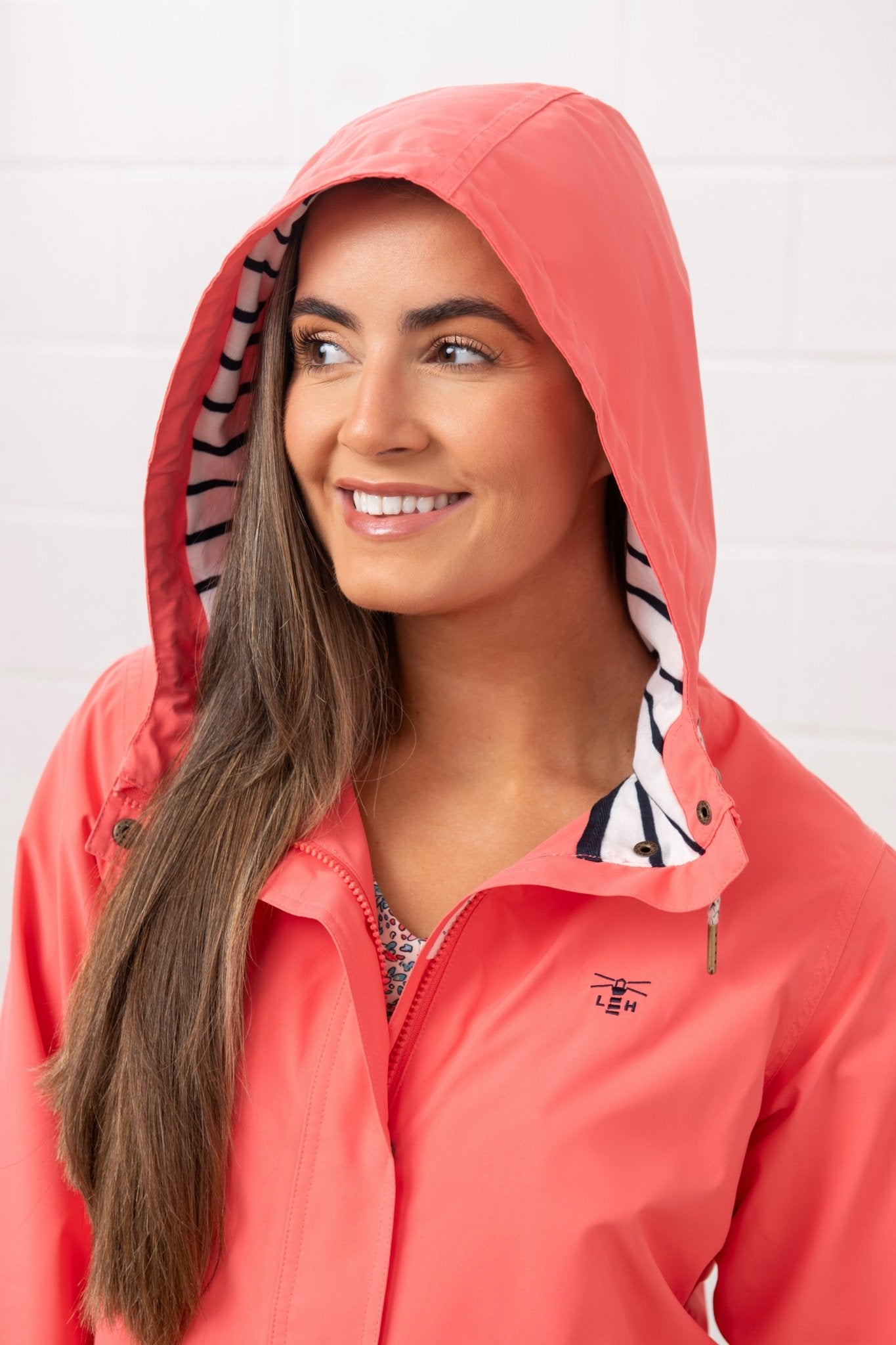 Long Beachcomber Jacket - Deep Coral - Lighthouse