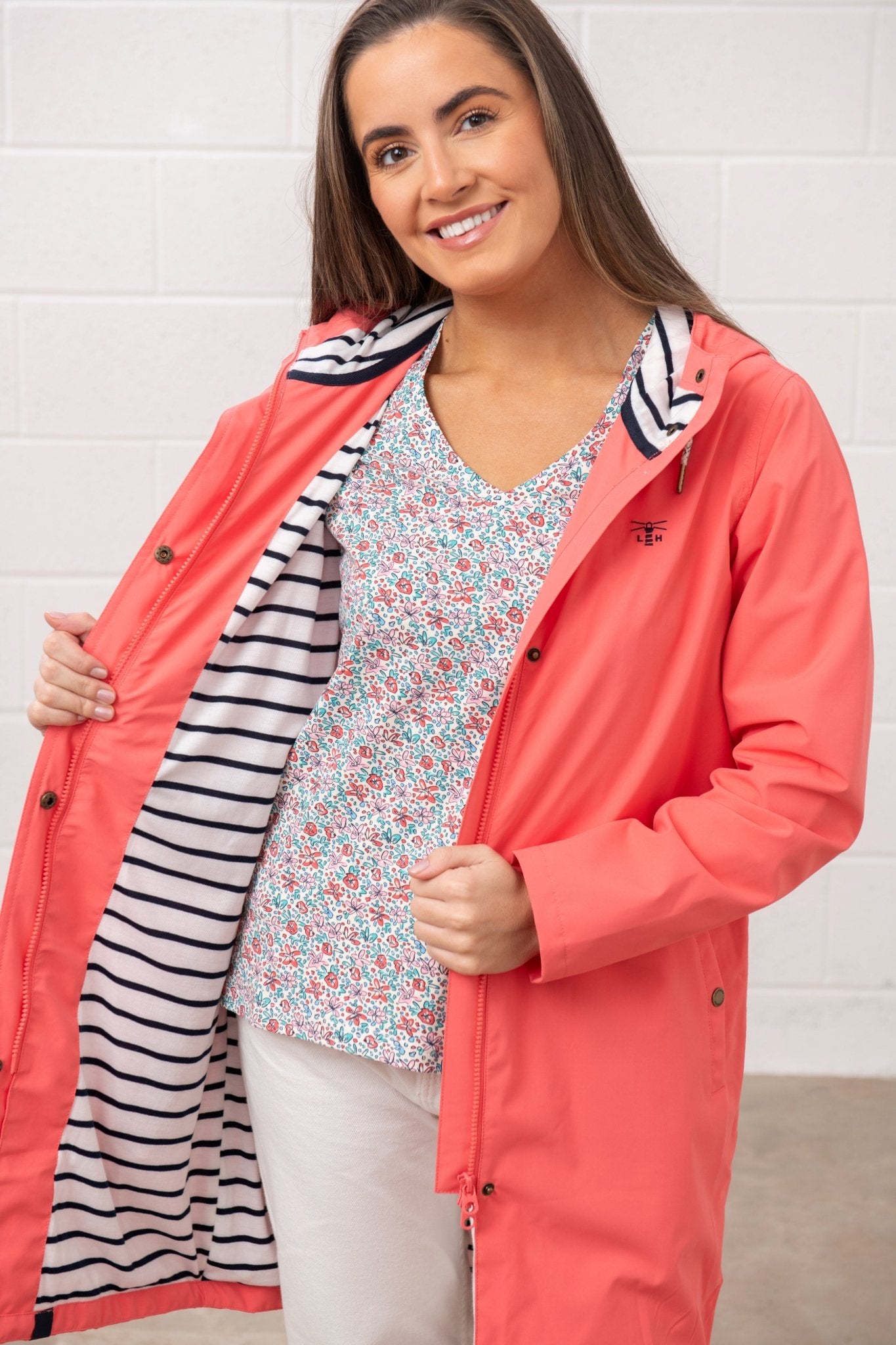 Long Beachcomber Jacket - Deep Coral - Lighthouse