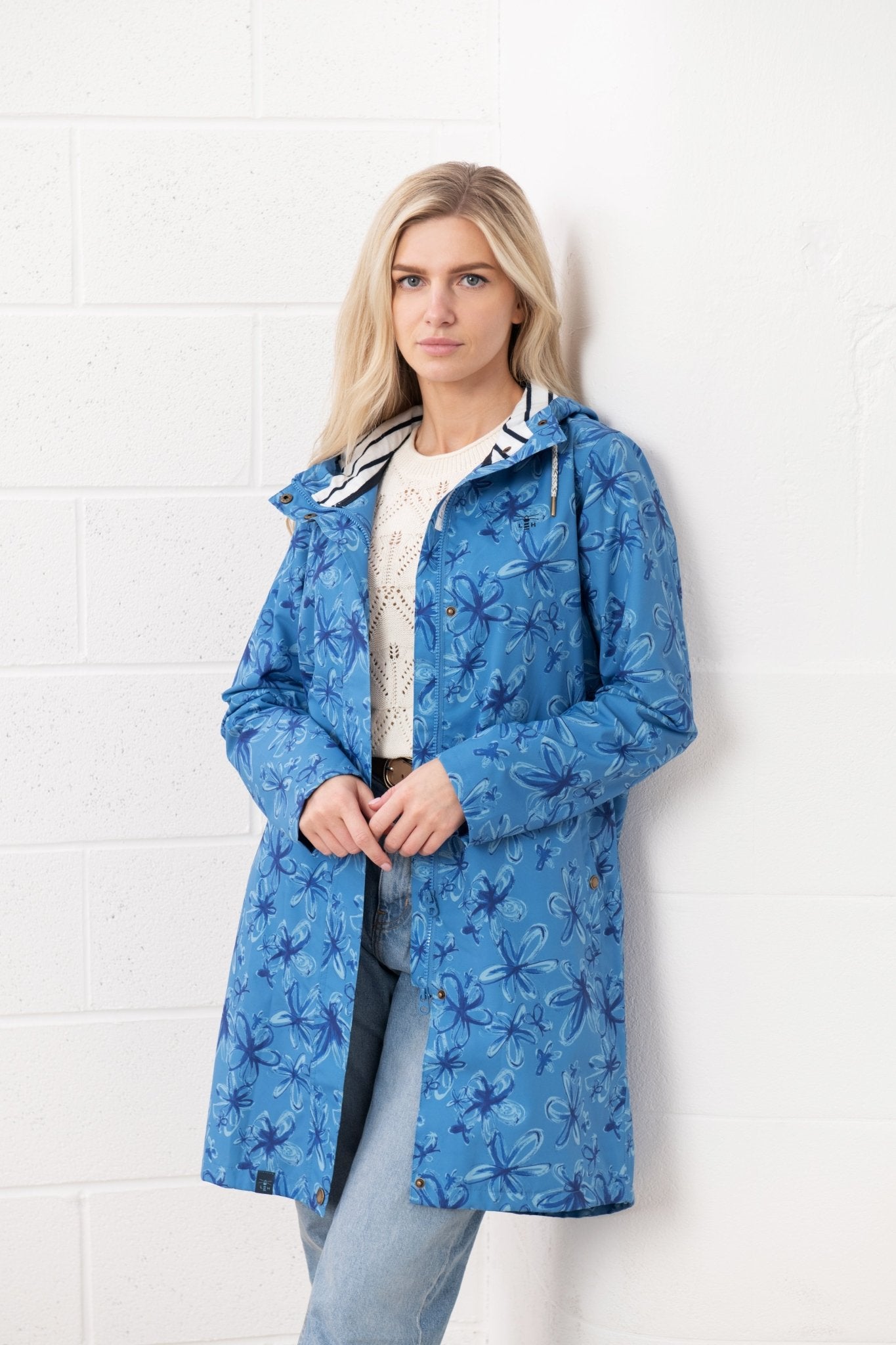 Long Beachcomber Jacket - Marine Blue Floral - Lighthouse