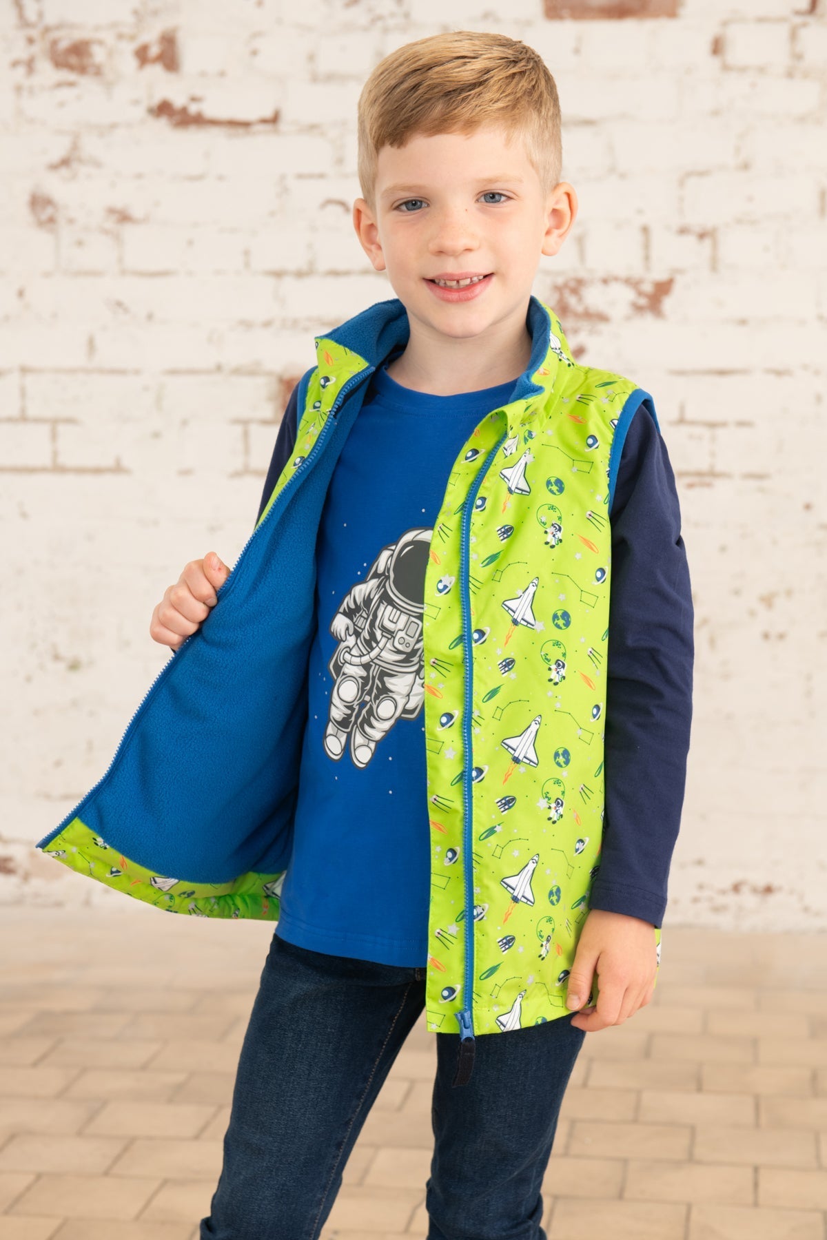 Alex Gilet - Lime Space Print - Lighthouse