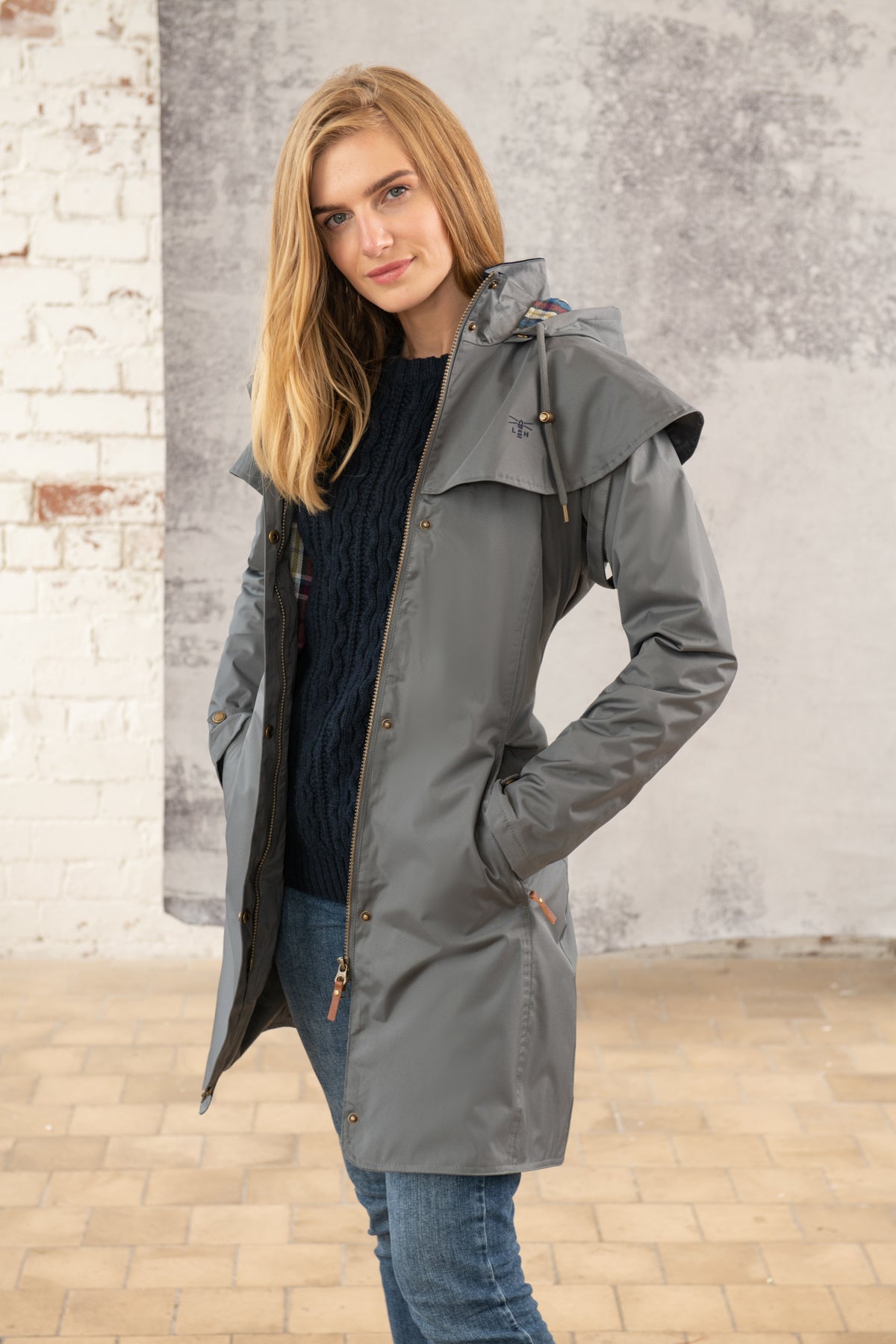 Outrider Waterproof Women's Raincoat - Grey | Lighthouse